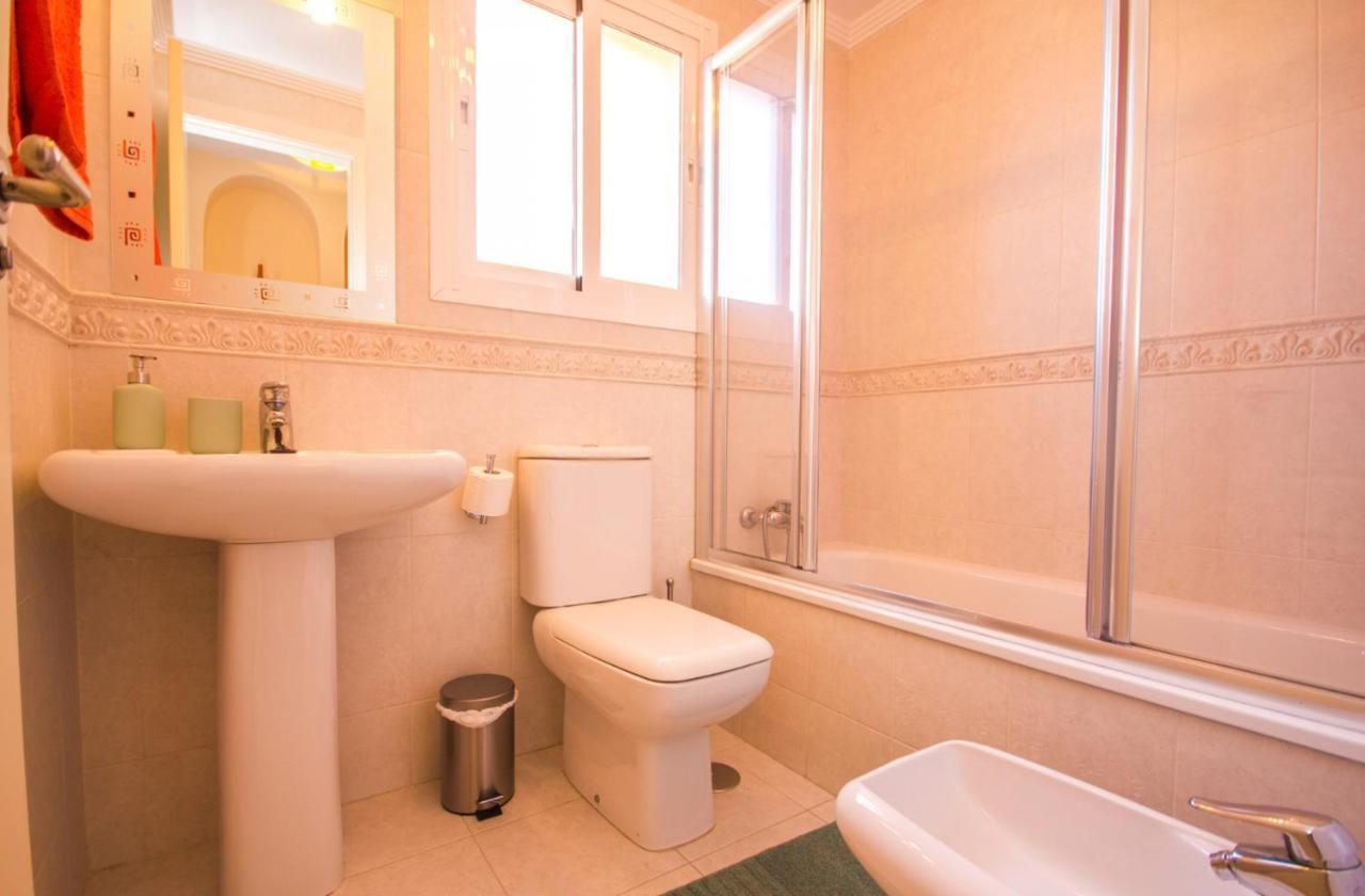 Albi B&B Burriana Beach Nerja Esterno foto