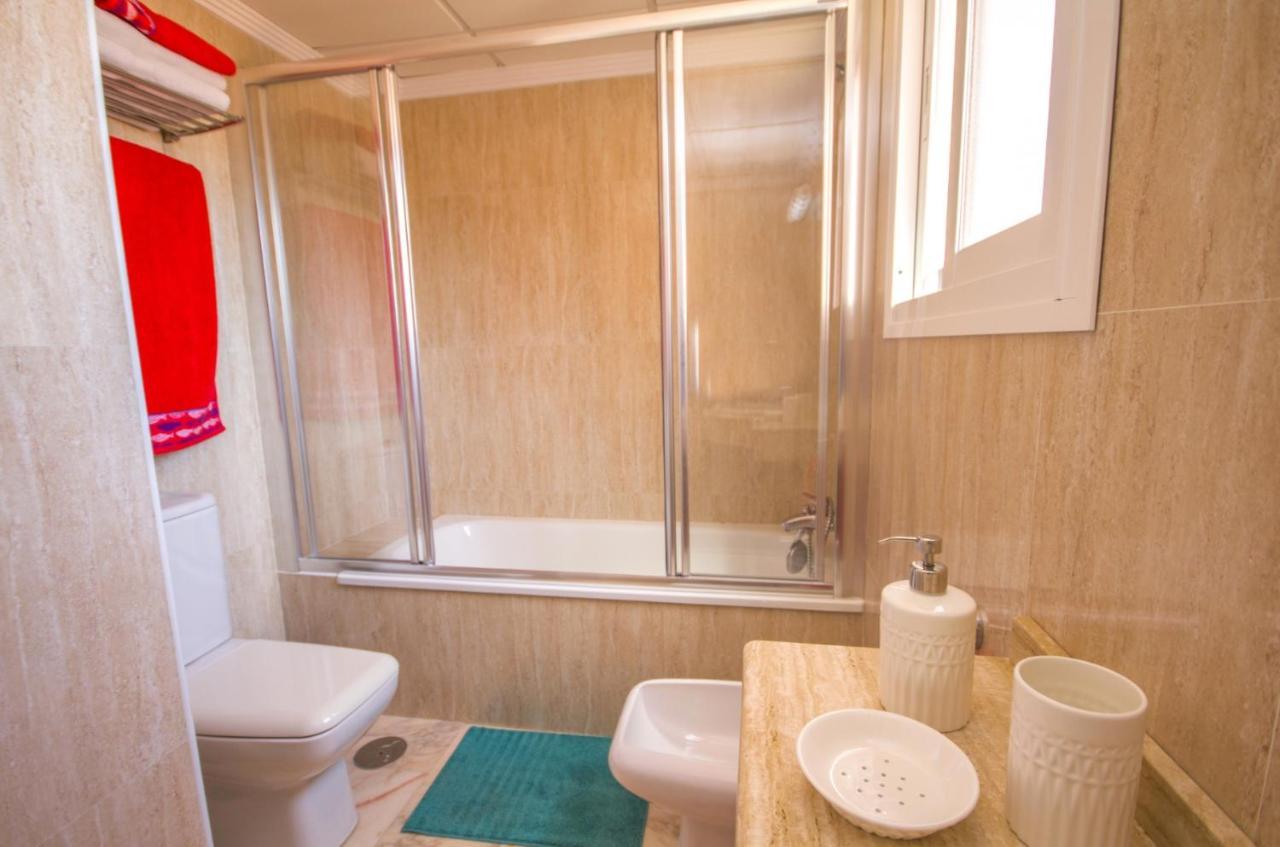 Albi B&B Burriana Beach Nerja Esterno foto