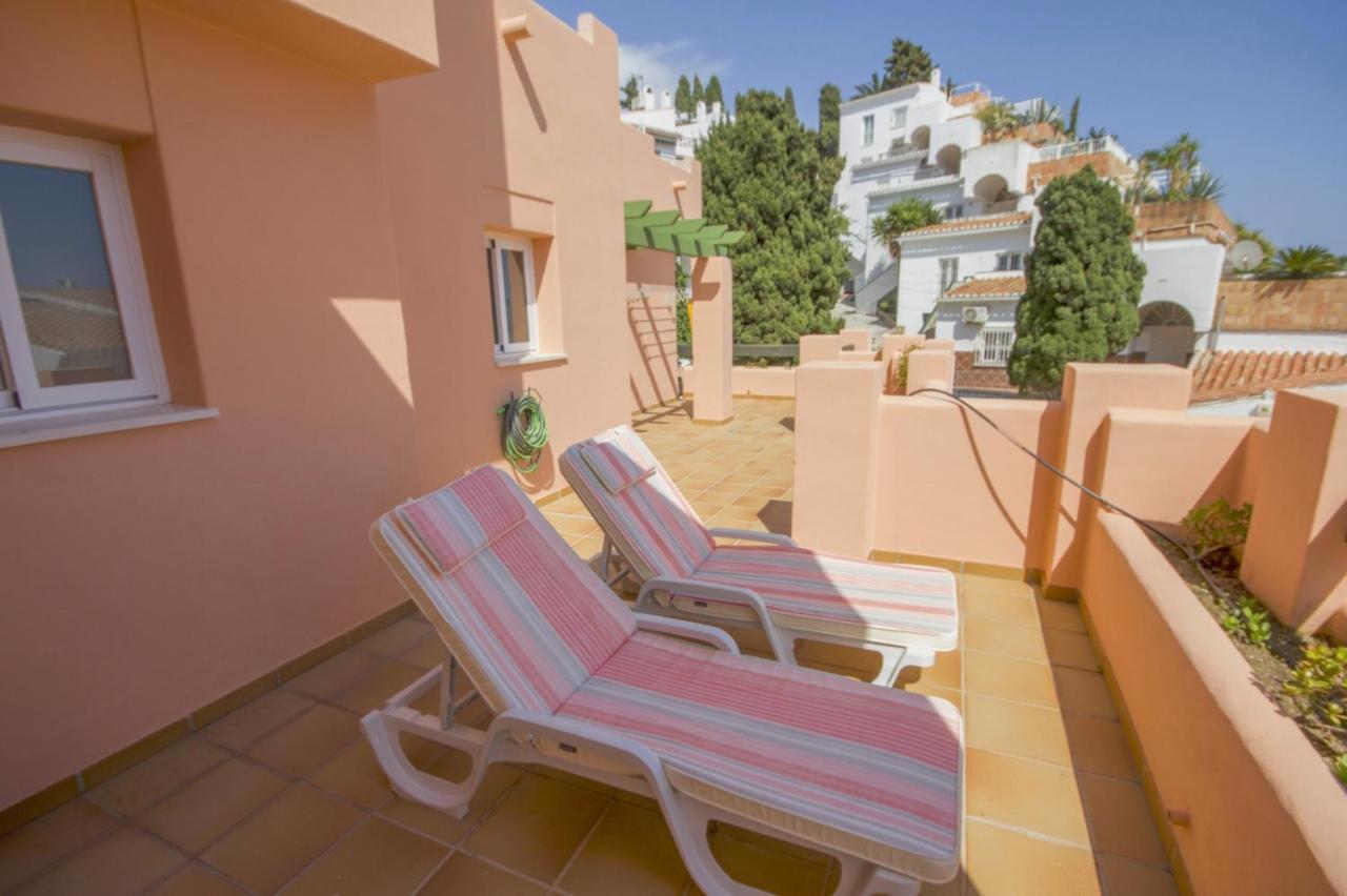Albi B&B Burriana Beach Nerja Esterno foto